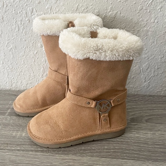 Michael Kors Brownie T Lined Warm Casual Tan Boots Girls Size Toddler 7 - Picture 1 of 13